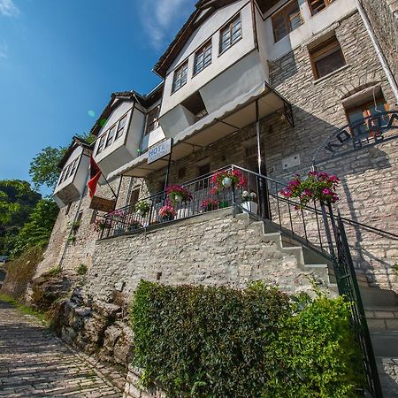 Bed And Breakfast Kotoni จีโรคาสเตอร์ ภายนอก รูปภาพ
